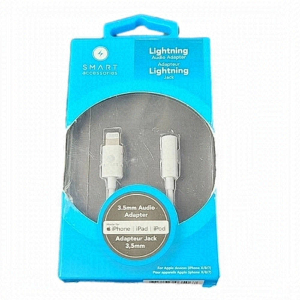 Nwt 3.5 mm  audio adapter